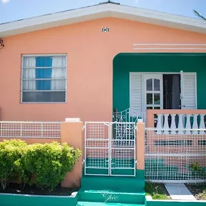  Holiday home Charming Bungalow Minutes From Brandon's Barbados